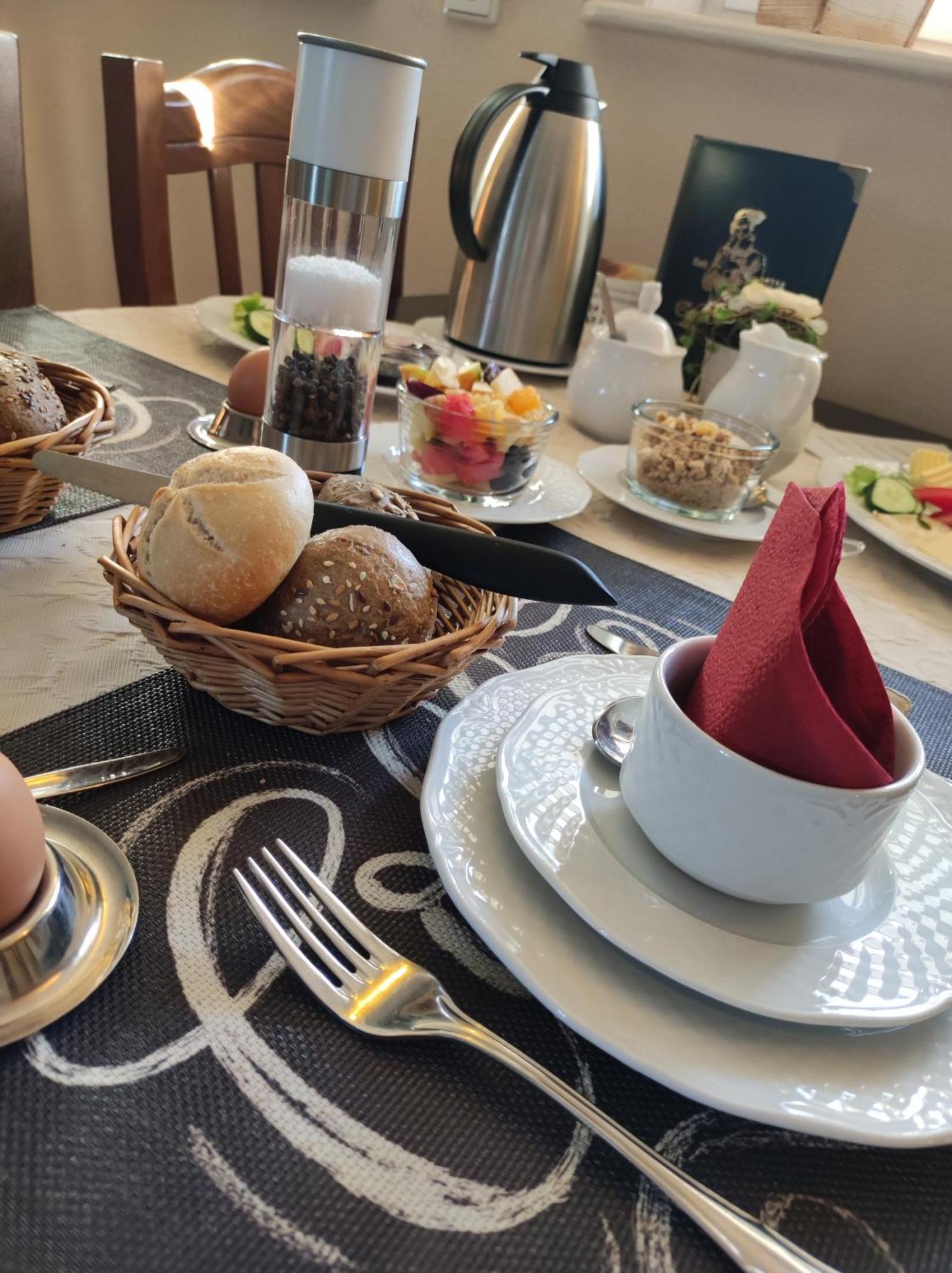 Streufdorf Cafe Im Hof- Bed & Breakfast מראה חיצוני תמונה