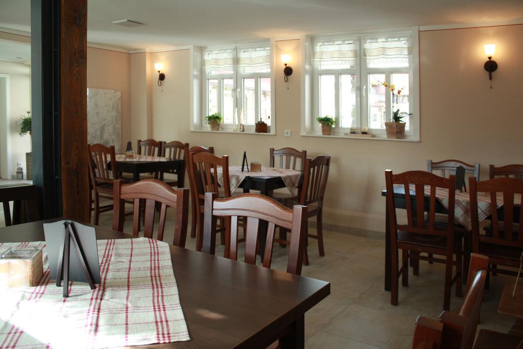 Streufdorf Cafe Im Hof- Bed & Breakfast מראה חיצוני תמונה