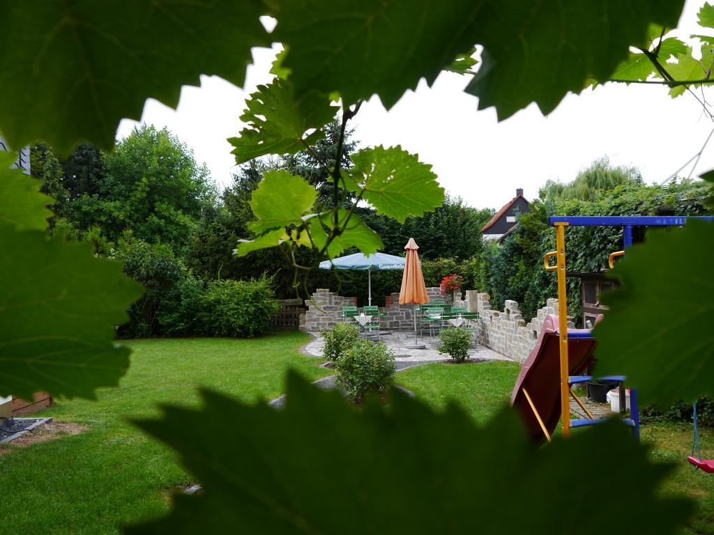 Streufdorf Cafe Im Hof- Bed & Breakfast מראה חיצוני תמונה