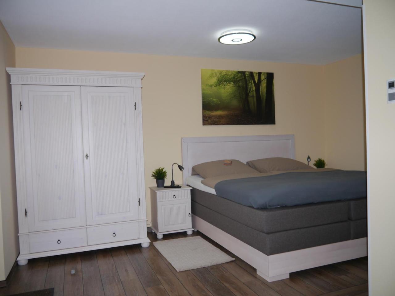 Streufdorf Cafe Im Hof- Bed & Breakfast מראה חיצוני תמונה